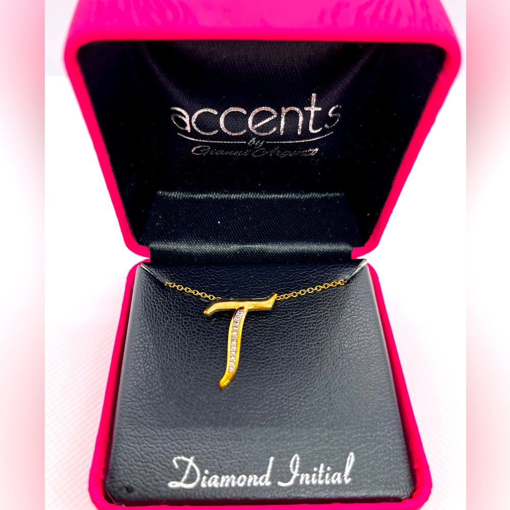Women Gold necklace with the Letter T initial